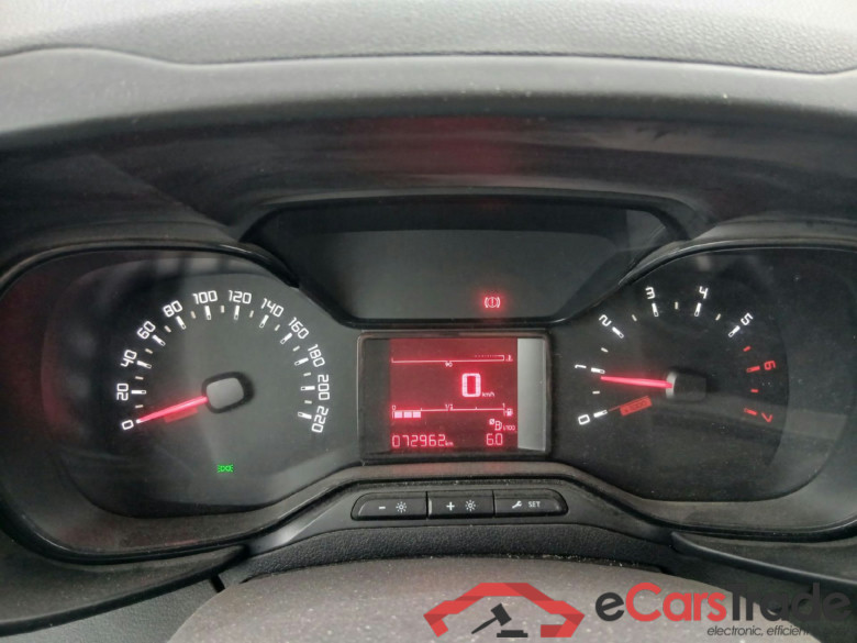 CITROEN Berlingo / 2018 / 3P / furgón derivado de turismo Talla M BlueHDi 100 CONTROL #4