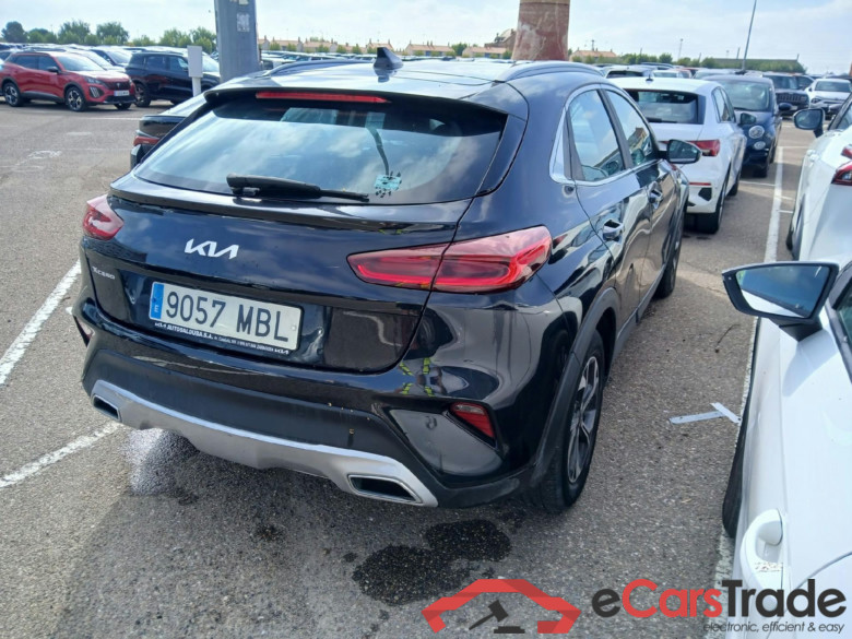 KIA XCeed / 2019 / 5P / todoterreno 1.0 T-GDi Drive 88kW (120CV) #2