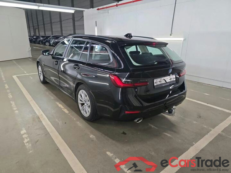 BMW 3 Reeks Touring 3 Reeks Touring 320e (150 kW) (PHEV) 150kW/204pk  5D/P Auto-8 #3