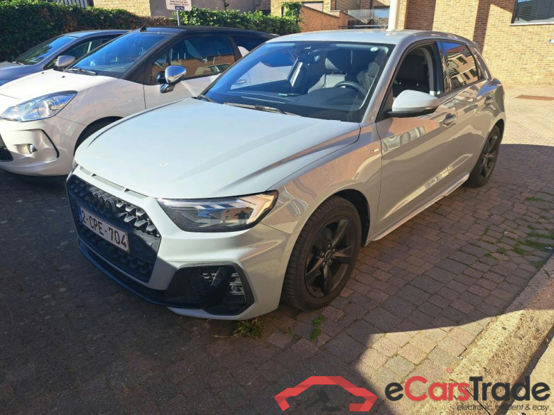 AUDI A1 1.0 30 TFSI S TRONIC S LINE #1