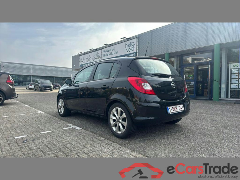 OPEL Corsa 1.2i Enjoy 150 Years #3