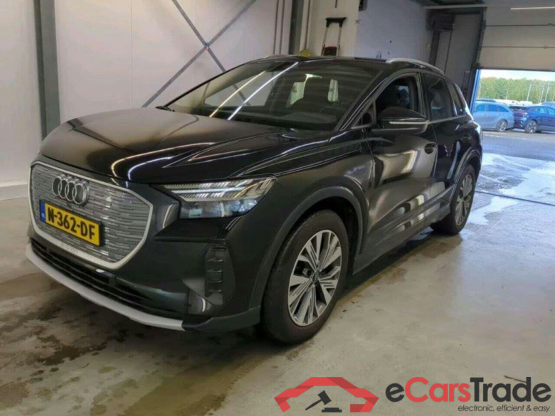 AUDI Q4 e-tron 35 L ed. Adv. 55 kWh #1