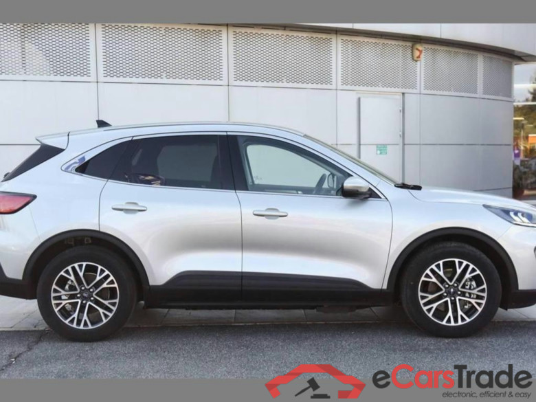 FORD Kuga PHEV 2.5 EcoBoost FWD Titanium #2