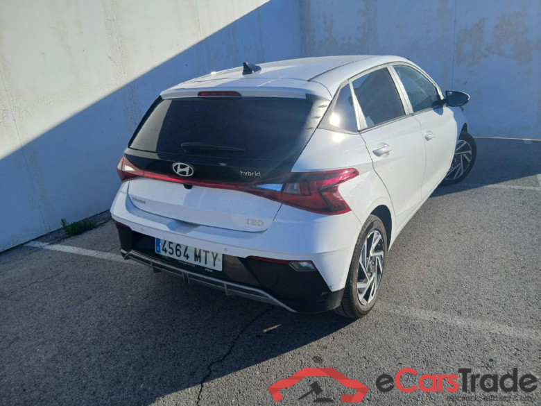 HYUNDAI i20 / 2023 / 5P / berlina con portón 1.0 TGDI 48V Klass #2