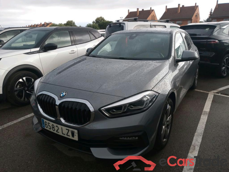 BMW Serie 1 / 2019 / 5P / berlina con portón 118i #1