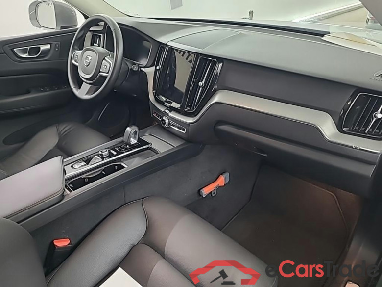 VOLVO XC60 T6 AWD Plug-in hybrid Core - Bright 5D 257kW #6