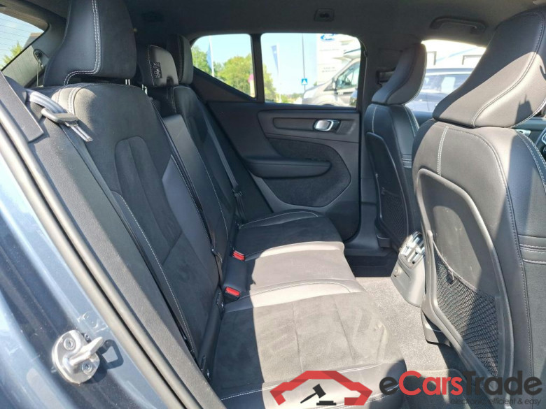 VOLVO XC40 1.5 T4 PHEV R-DESIGN DCT #6
