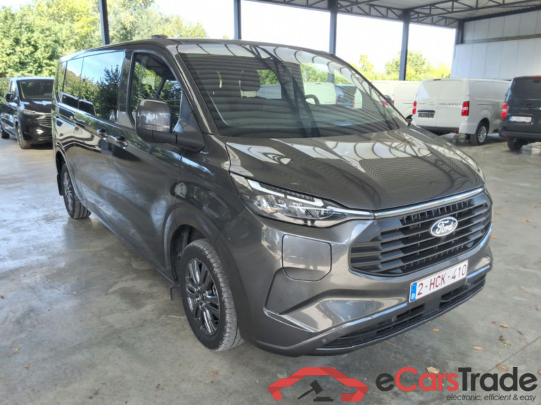 Ford Transit Custom Limited #1