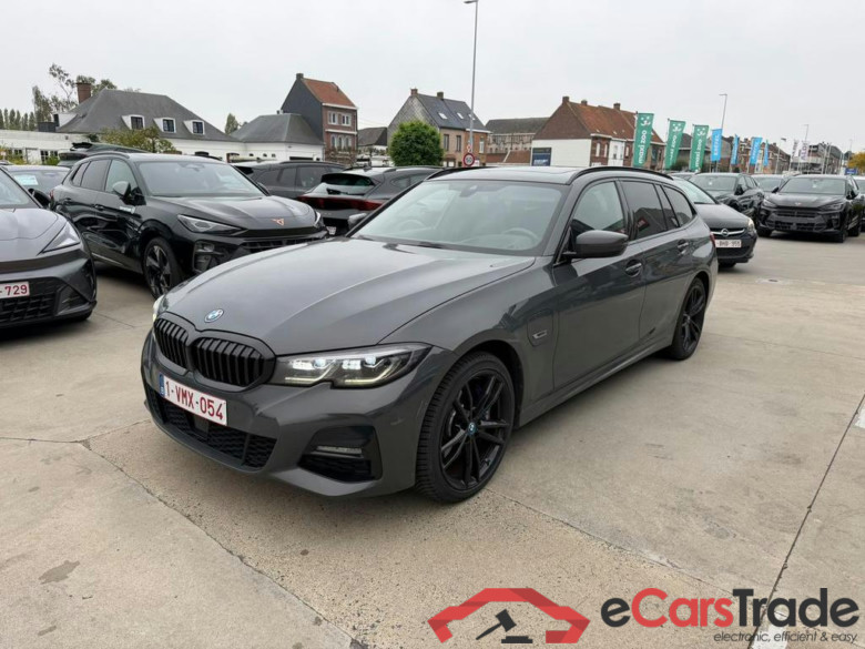 BMW 3 SW PHEV (G21) Touring 330eXAS #1