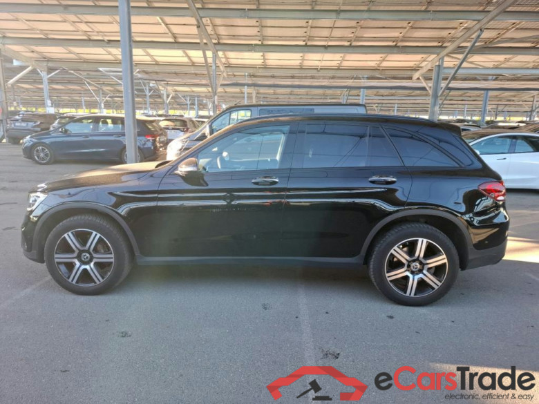 MERCEDES-BENZ GLC / 2019 / 5P / SUV 2.0 GLC 300 E AVANTGARDE LINE 4MATIC #4