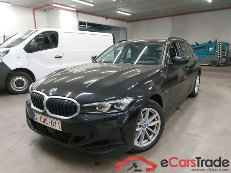 BMW - BMW 3 TOURING 320e 204PK With Vernasca Heated Electric Sport Seats & Active Cruise & Driving Assistant Pack & Parking Assistant Pack  * HYBRID * #1
