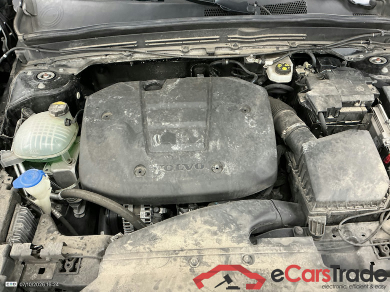 VOLVO XC40 1.5 T3 MOMENTUM PRO #6