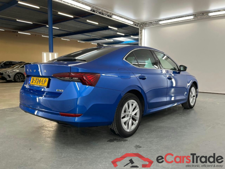 SKODA OCTAVIA 1.0 e-TSI Business Edition Plus #4