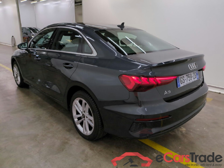 AUDI A3 Berline / 2020 / 4P / Berline 30 TFSI MHEV S Tronic 110 Business Line #2