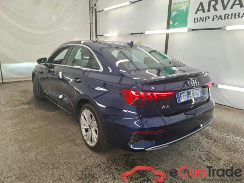 AUDI A3 Berline / 2020 / 4P / Berline 35 TFSI 150 MHEV S Tronic Design Luxe #2