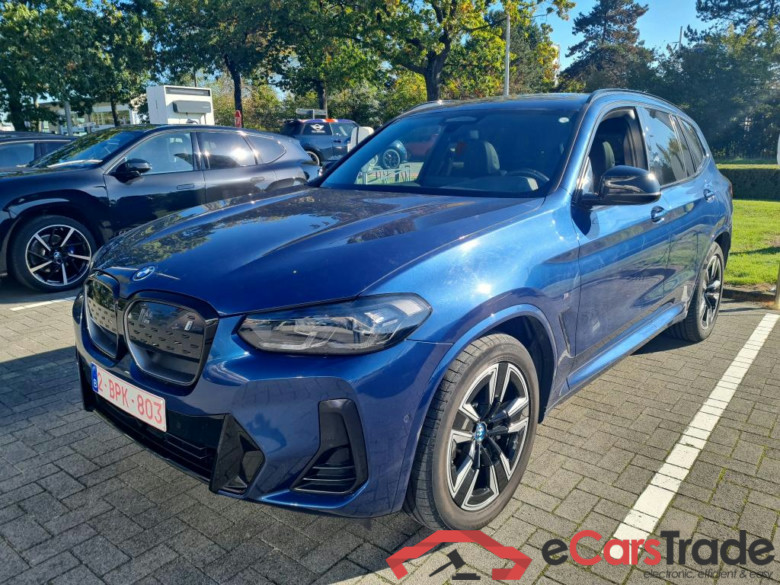 BMW IX3 80KWH AUTO