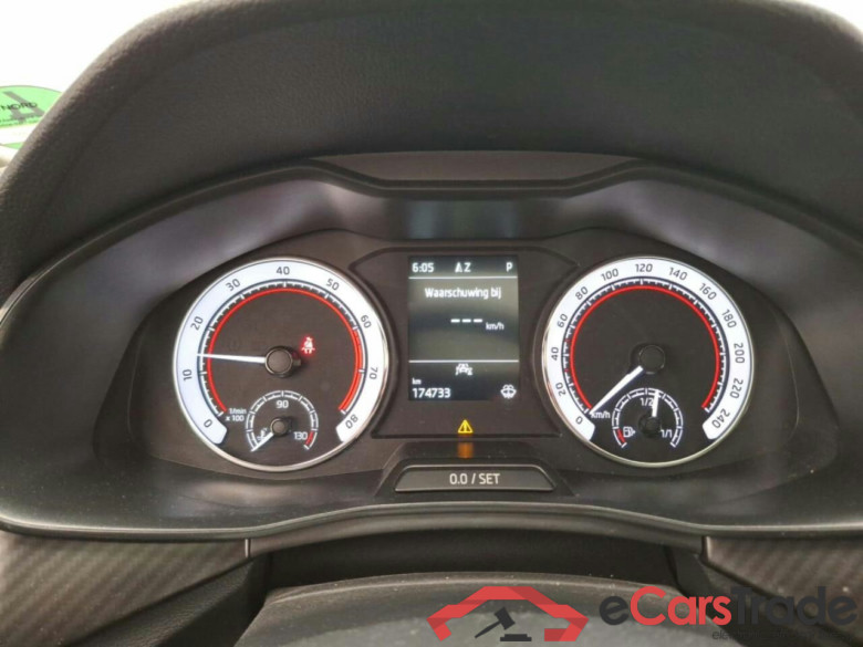 SKODA Kamiq 1.5 TSI Greentech Sport Busine #6