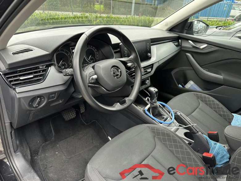 SKODA Kamiq 1.0 TSI Clever #3
