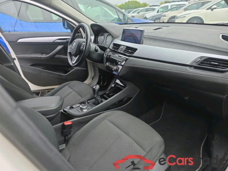 BMW X2 / 2017 / 5P / todoterreno sDrive18d #6