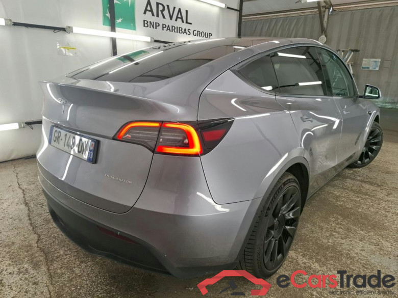 TESLA Model Y / 2020 / 5P / SUV Grande Autonomie Dual Motor AWD #6
