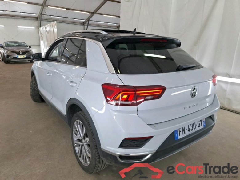 VOLKSWAGEN T-Roc / 2017 / 5P / SUV 1.5 TSI 150 EVO CARAT EXCLUSIVE DSG7 #2