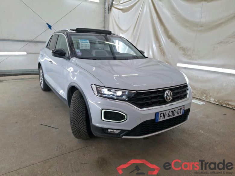 VOLKSWAGEN T-Roc / 2017 / 5P / SUV 1.5 TSI 150 EVO CARAT EXCLUSIVE DSG7 #4