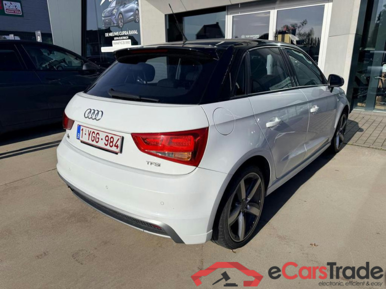 AUDI A1 Sportback 1.2 TFSI Attraction #3