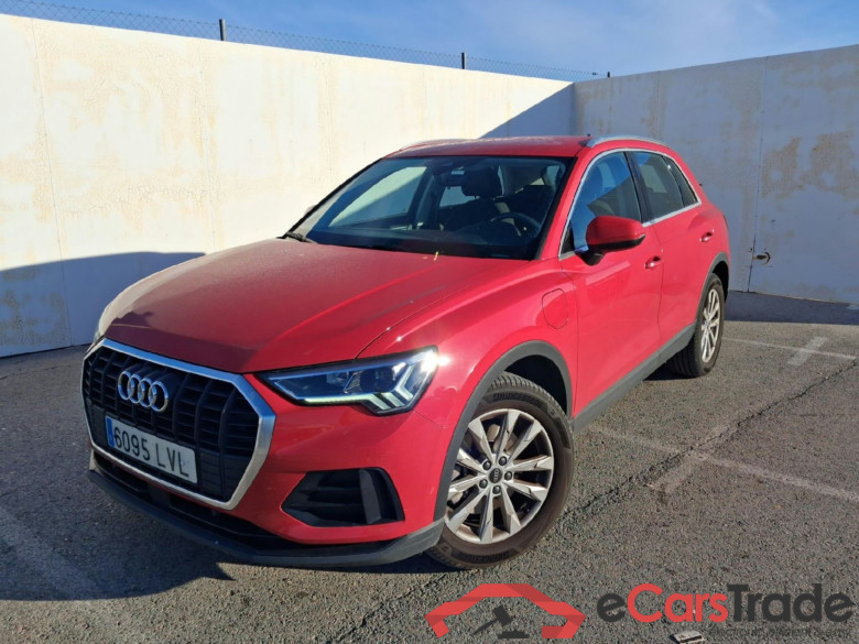 AUDI Q3 / 2018 / 5P / todoterreno 45 TFSI e 180kW S tronic Advanced