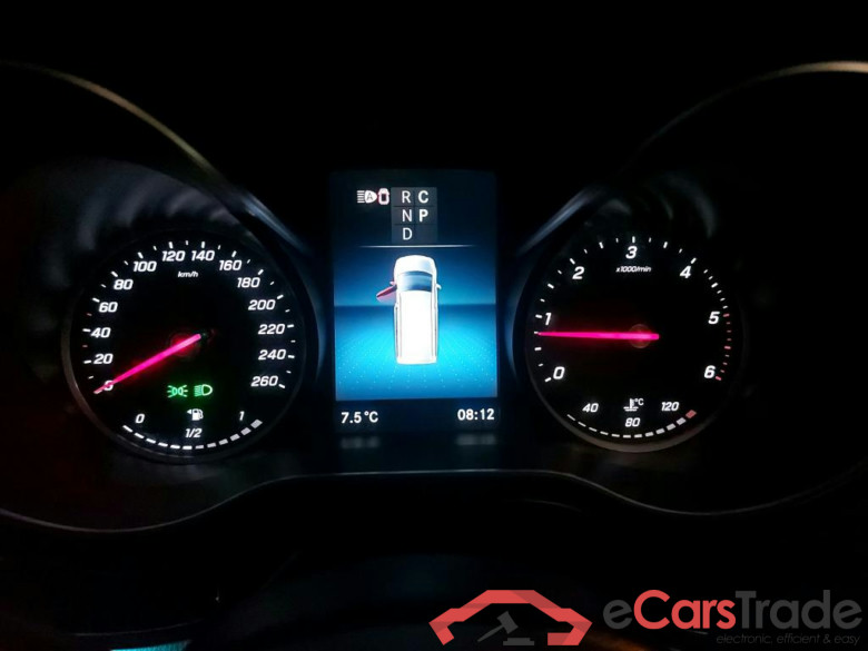 MERCEDES-BENZ Clase V / 2014 / 5P / monovolumen 220 d Avantgarde Largo #4