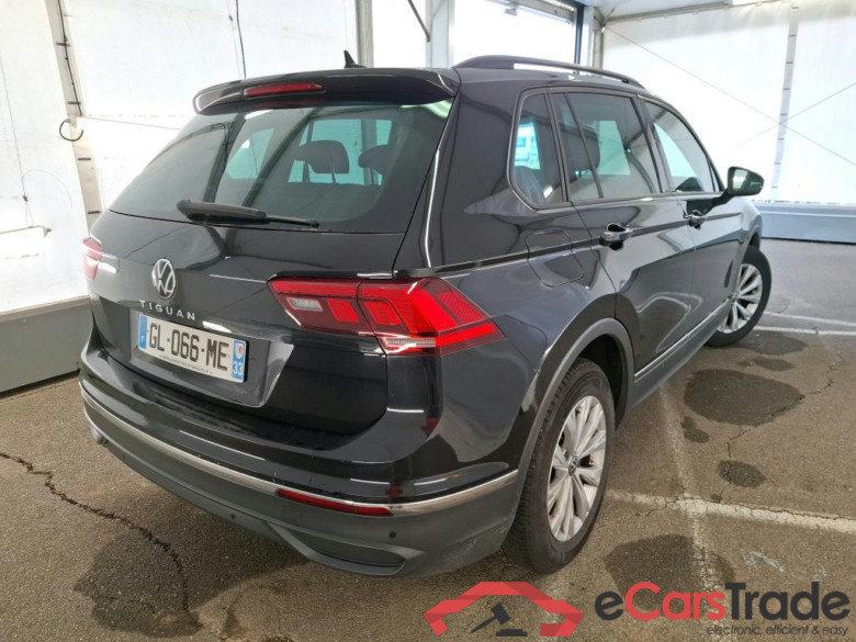 VOLKSWAGEN Tiguan / 2020 / 5P / SUV 2.0 TDI 150 DSG7 Life Business #3