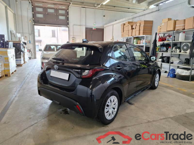TOYOTA YARIS / 2020 / 5P / BERLINA HYBRID BUSINESS MY21 #2