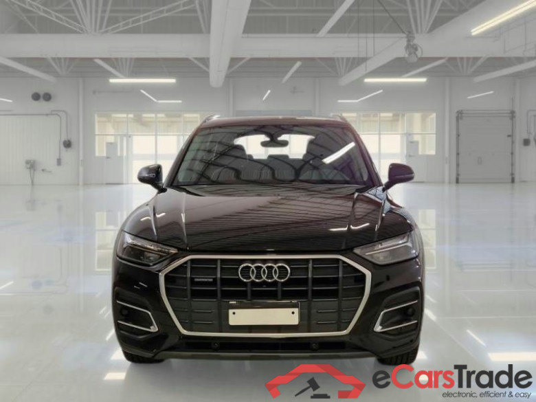 AUDI Q5 / 2020 / 5P / SUV 40 TDI BUSINESS QUATTRO S TRONIC #6