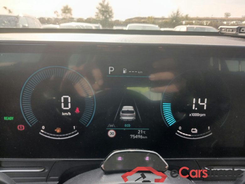 HYUNDAI Kona / 2023 / 5P / todoterreno 1.6 GDI HEV Maxx DCT #4