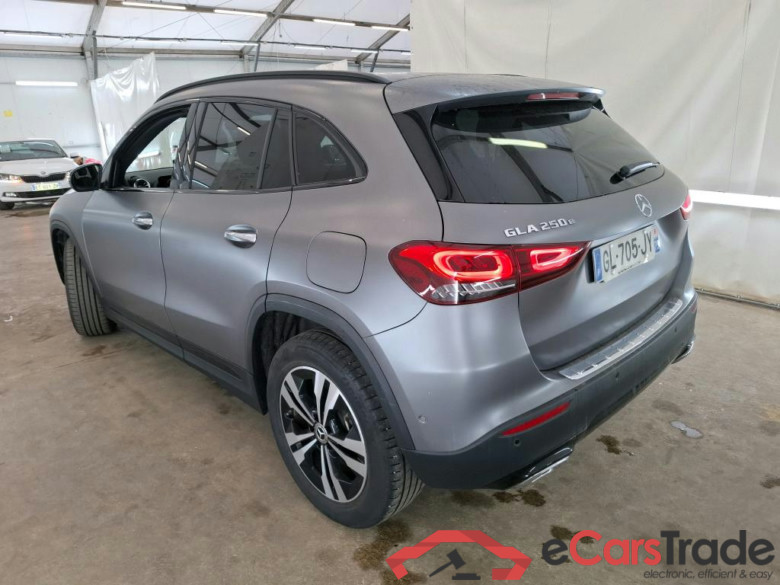 MERCEDES-BENZ GLA / 2020 / 5P / SUV 1.3 GLA 250 e BUSINESS LINE DCT #3