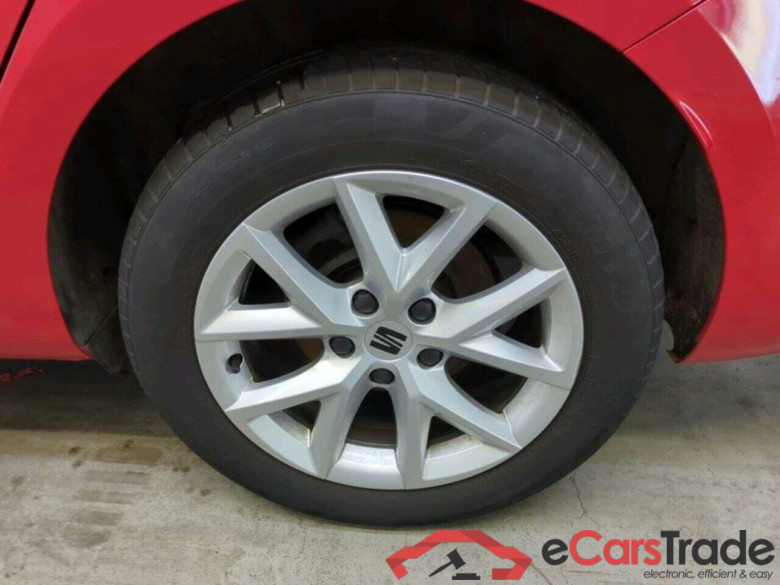 SEAT Leon Sportstourer 2.0 TDI StyleBns Int #4