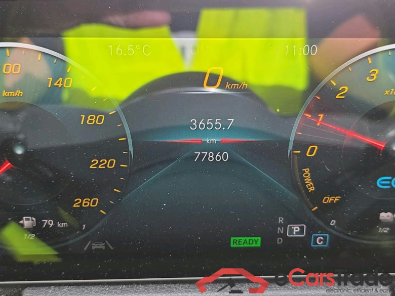MERCEDES-BENZ GLA / 2020 / 5P / todoterreno GLA 250 e #4