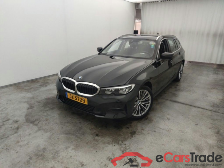 BMW 3 TOURING DIESEL - 2019 318 dA 150hp MHD AdBlue 5d