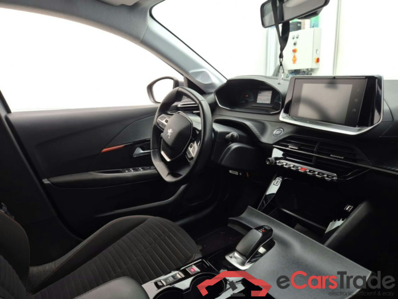 PEUGEOT E-208 ACTIVE PACK 50 KWH #3