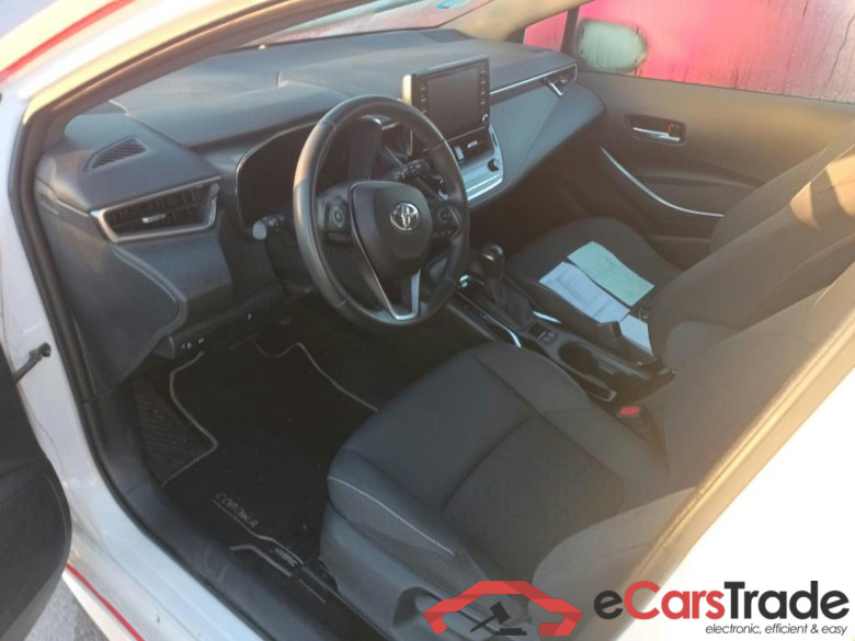 TOYOTA Corolla / 2019 / 5P / berlina con portón 1.8 125H ACTIVE TECH E-CVT #3