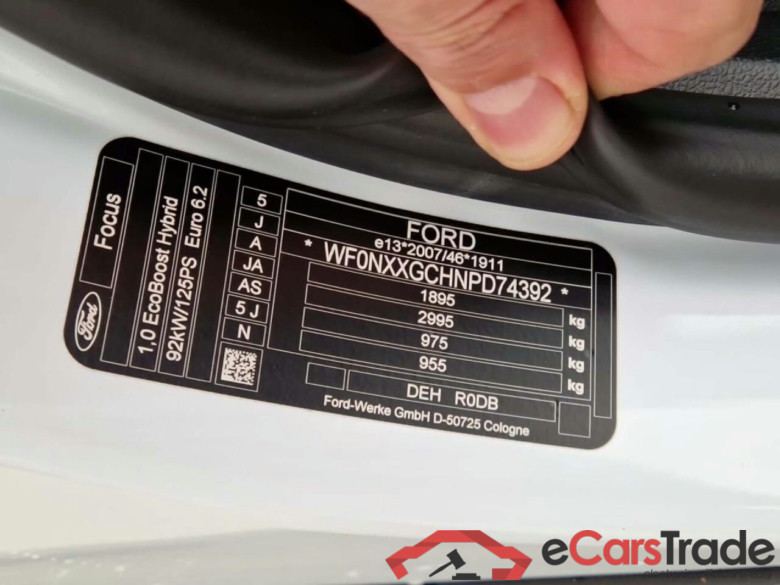 FORD FOCUS 1.0 EBH Titanium #4