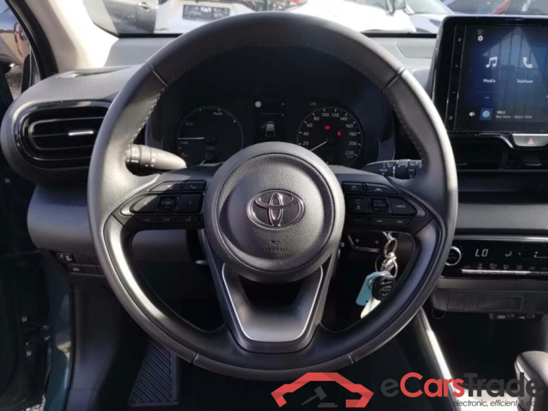 TOYOTA YARIS 1.5 Hybrid 115 Active #6